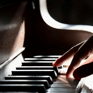 女人喂男人奶乳视频
